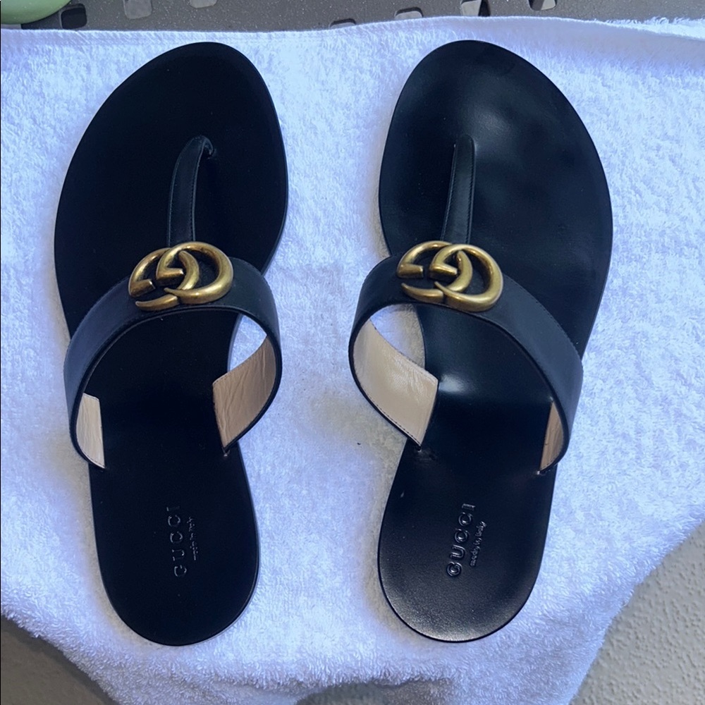 Gucci Black and Gold Slide Sandals
